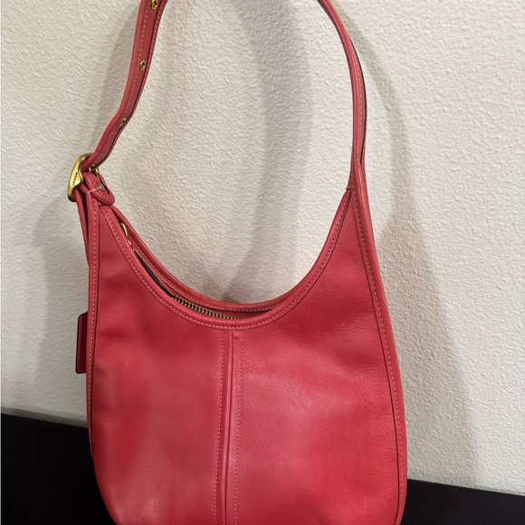 Coach Originals Ergo in Carmine Red - Picture 2 of 6